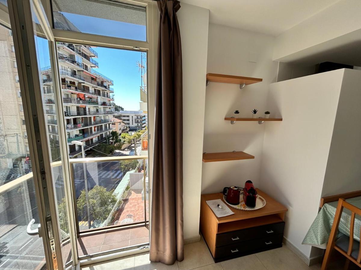 Apartaments Superiors Mtb Only Couples Lloret de Mar Eksteriør billede