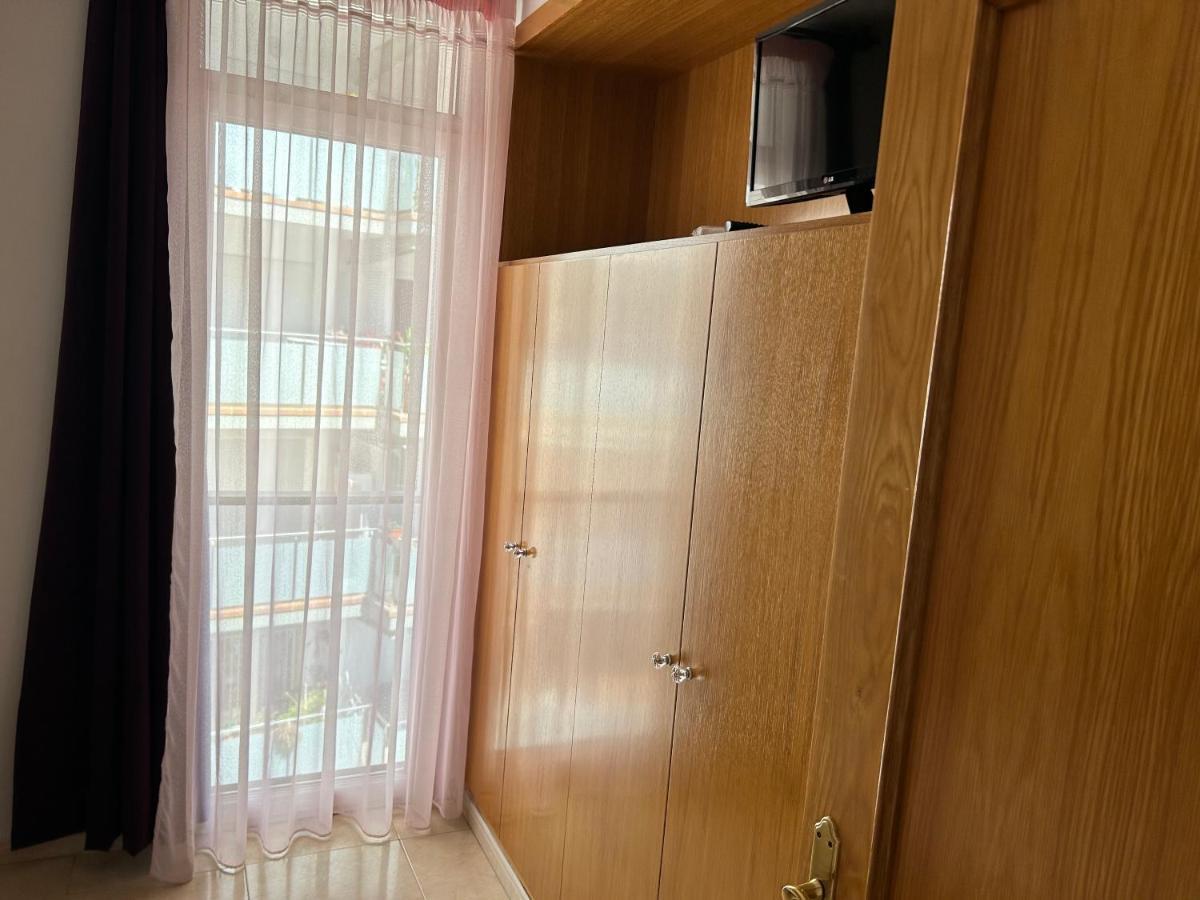 Apartaments Superiors Mtb Only Couples Lloret de Mar Eksteriør billede