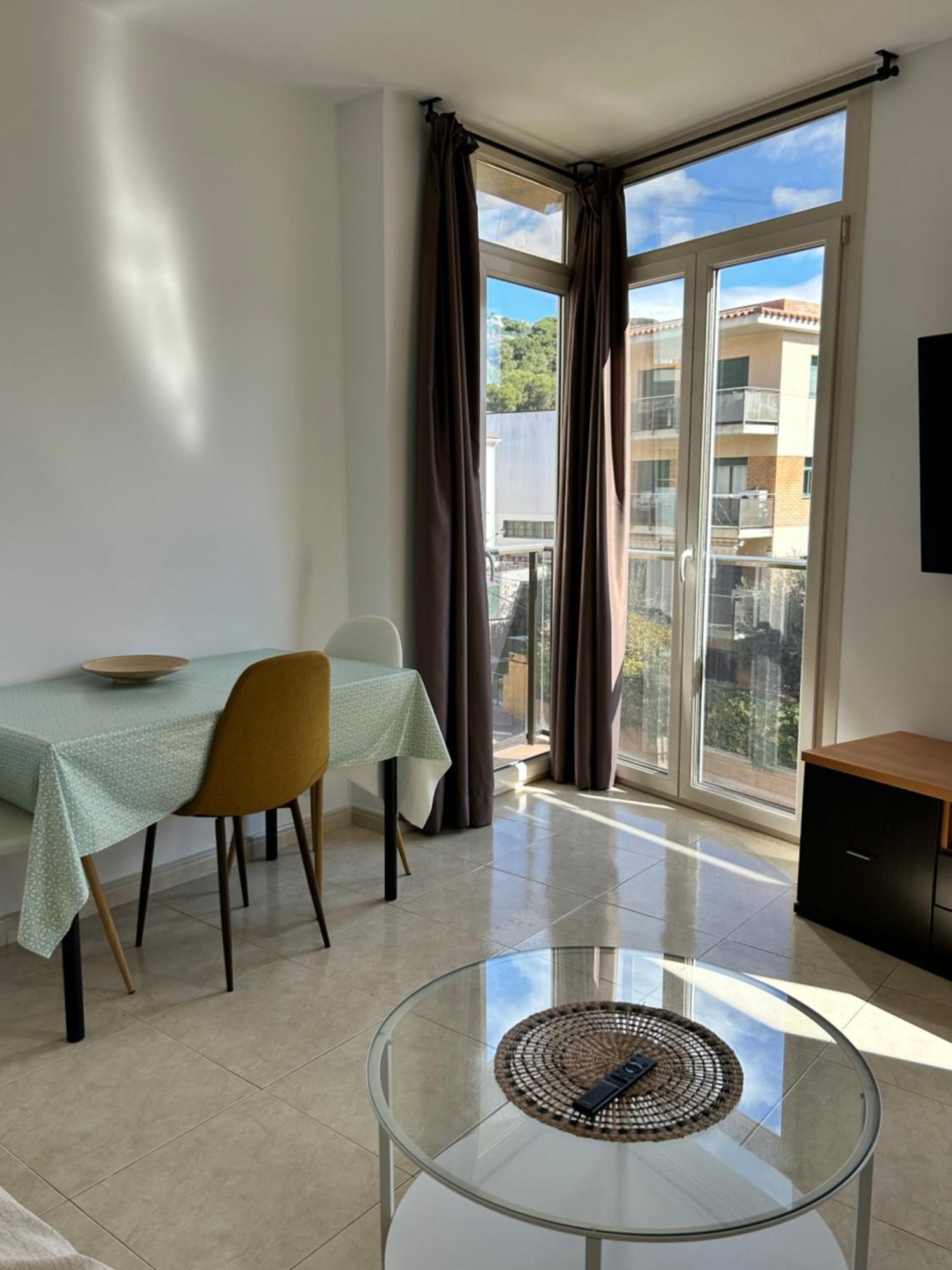 Apartaments Superiors Mtb Only Couples Lloret de Mar Eksteriør billede