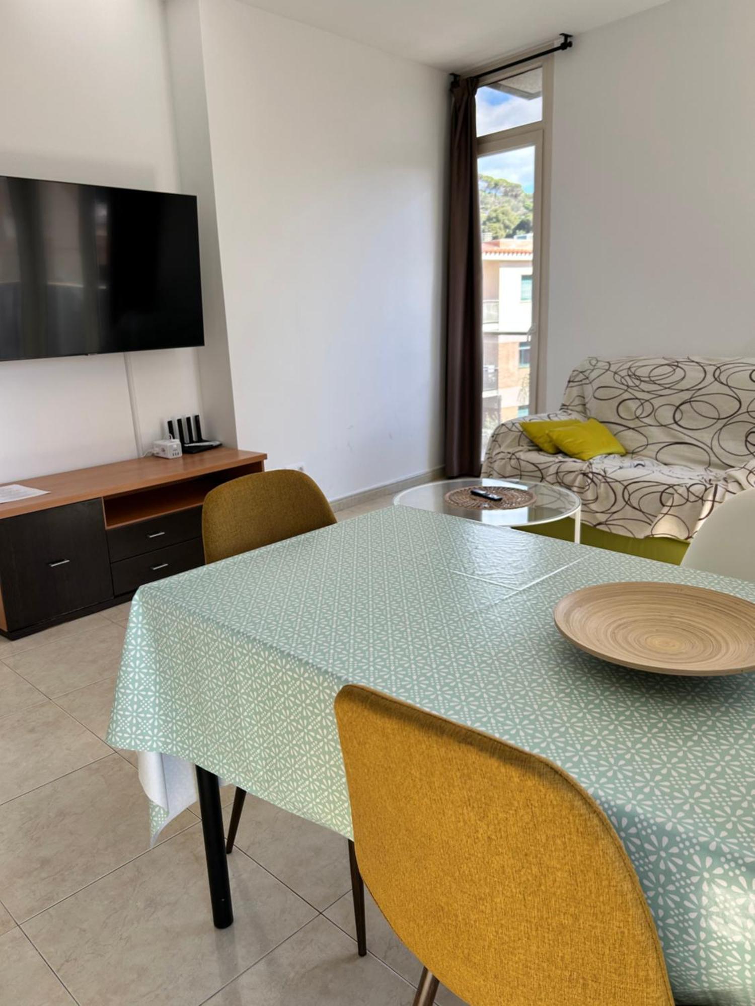 Apartaments Superiors Mtb Only Couples Lloret de Mar Eksteriør billede