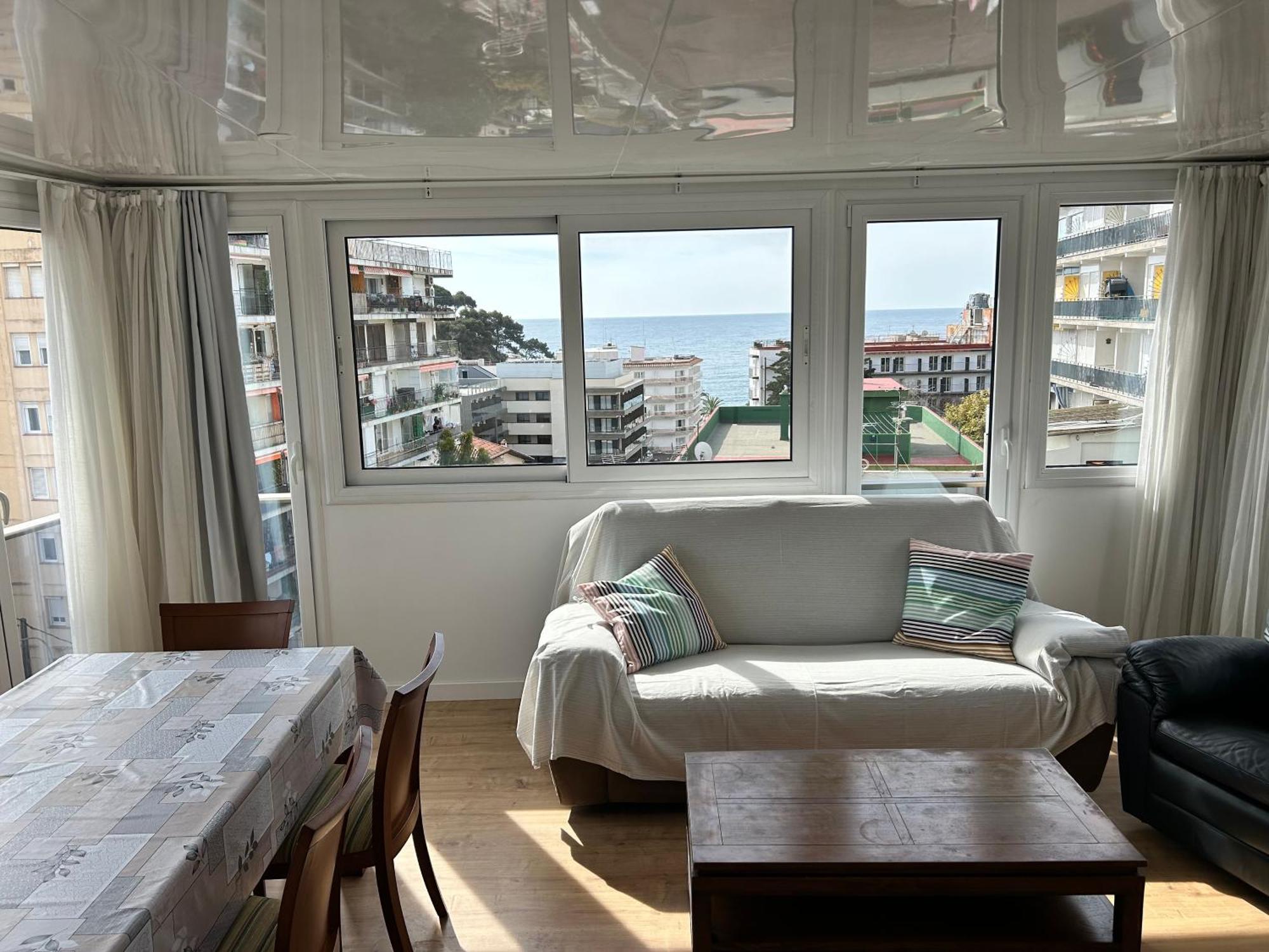 Apartaments Superiors Mtb Only Couples Lloret de Mar Eksteriør billede