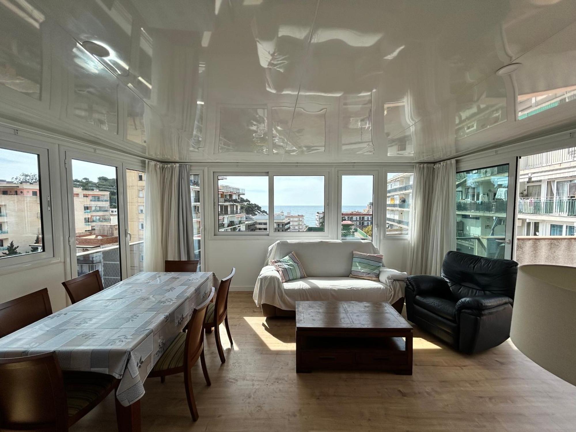 Apartaments Superiors Mtb Only Couples Lloret de Mar Eksteriør billede